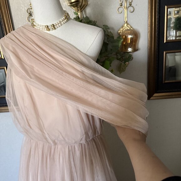 Pink Formal Dress Long Off The Shoulders Ballgown Flowy Tulle Women’s Size 12 - Picture 7 of 14